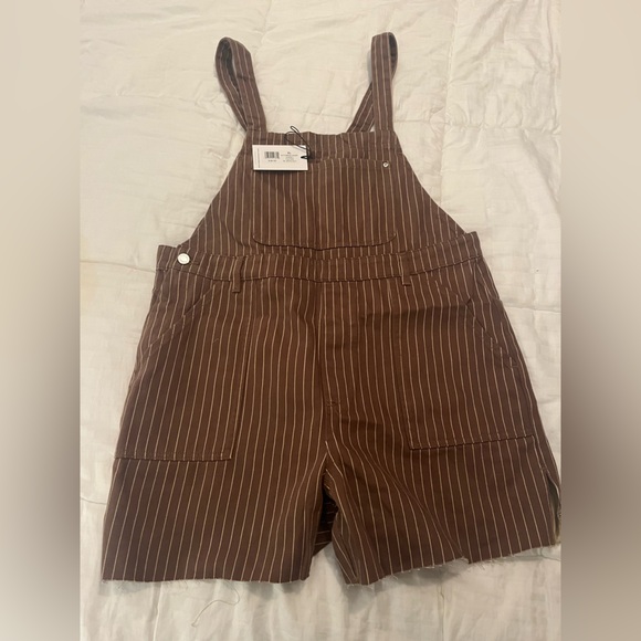 WeWoreWhat Slit Overall Short | Brown / XL - Picture 2 of 3